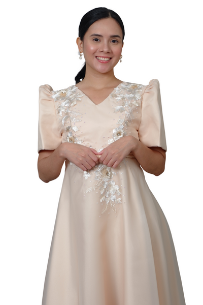 Women Filipiniana